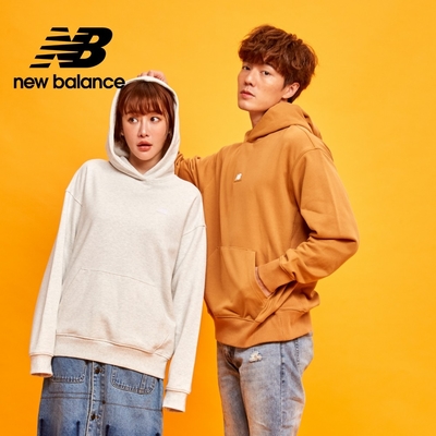 【New Balance】 羅紋拼接親膚連帽長袖上衣_男性_棕黃色_AMT31502TOB