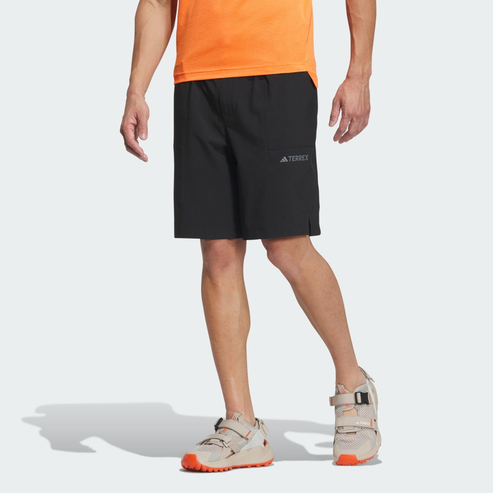 adidas 愛迪達 短褲 男款 運動褲 亞規 UPF SHORTS 黑 IL8948