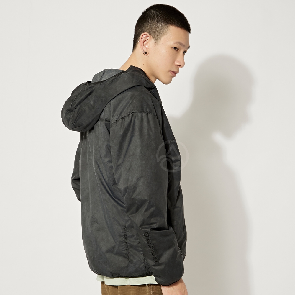 こちらは黒でしょうかNIKE ACG NRG TFADV RP DE DP JACKET