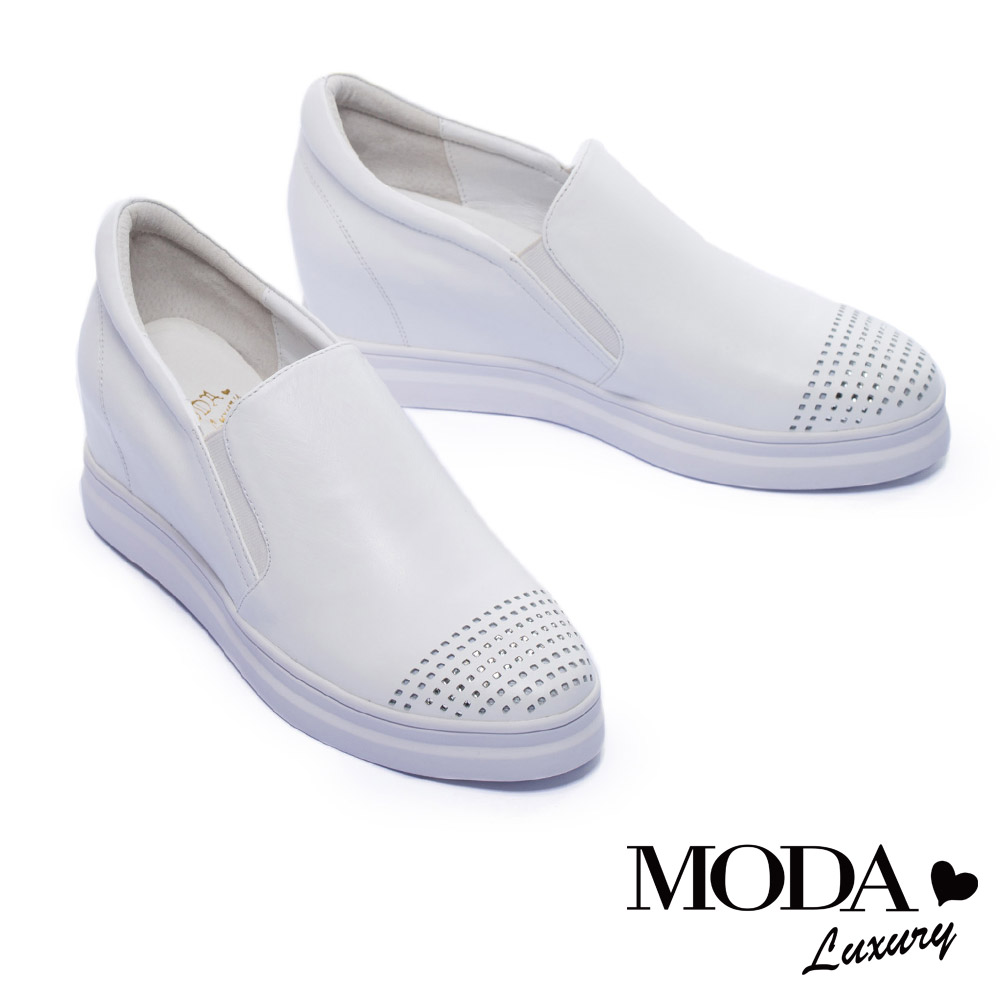 休閒鞋 MODA Luxury 低調沖孔水鑽全真皮內增高厚底休閒鞋－白