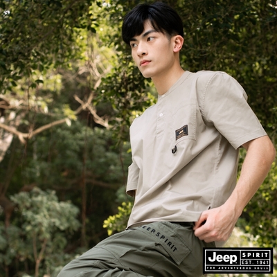 JEEP 男裝 COOL MAX亨利領口袋短袖POLO衫-卡其