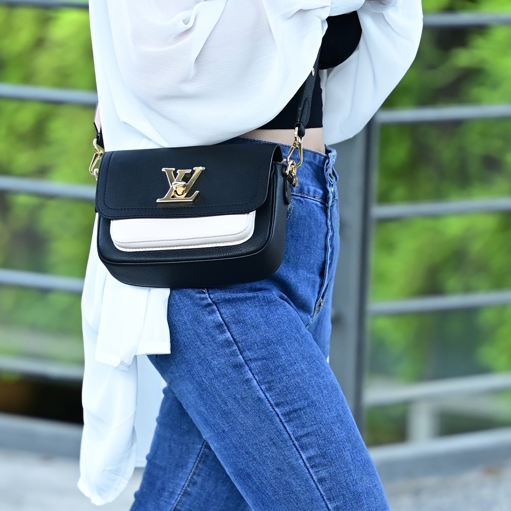 louis vuitton lockme tender black