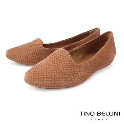 Tino Bellini 巴西進口牛皮壓紋尖楦舒足平底鞋FWBT031-米