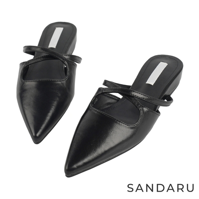 山打努SANDARU-穆勒鞋 素面尖頭交叉設計低跟拖鞋-黑