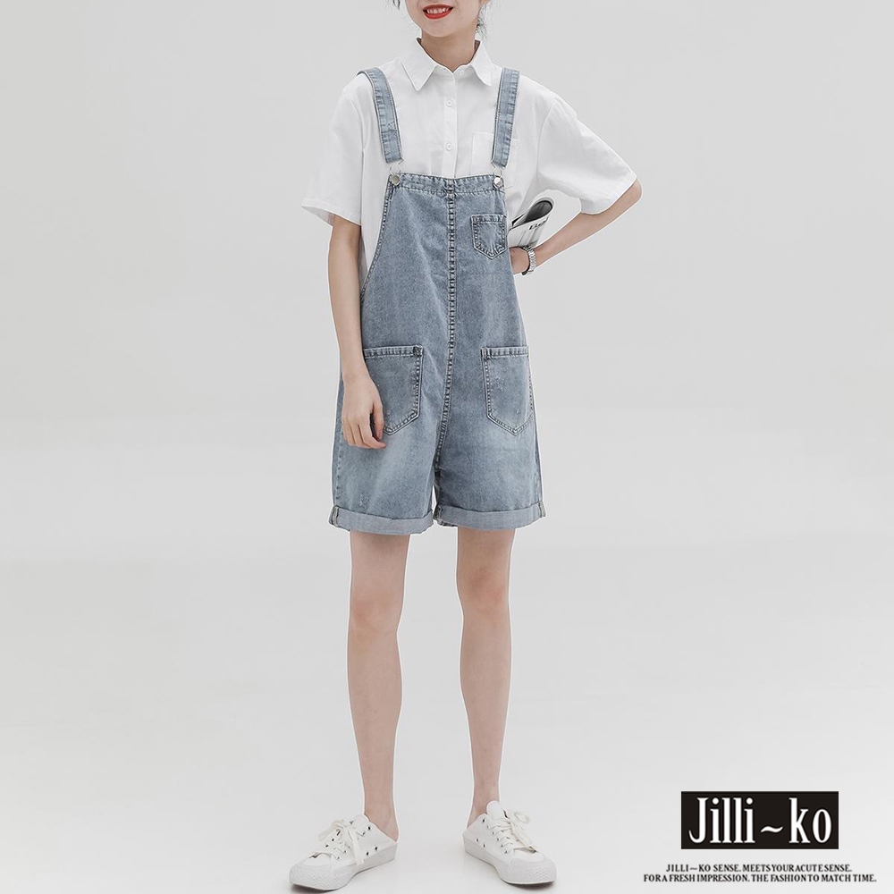 JILLI-KO 夏季薄款捲邊寬鬆牛仔闊腿吊帶短褲 - 淺藍