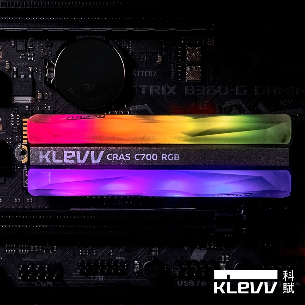 KLEVV科賦 CRAS C700 RGB SSD M.2 2280 PCIe NVMe960GB