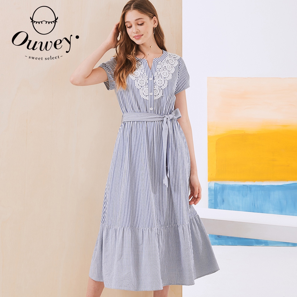 OUWEY歐薇 緹花蕾絲領造型條紋純棉綁帶洋裝(藍)3212027738