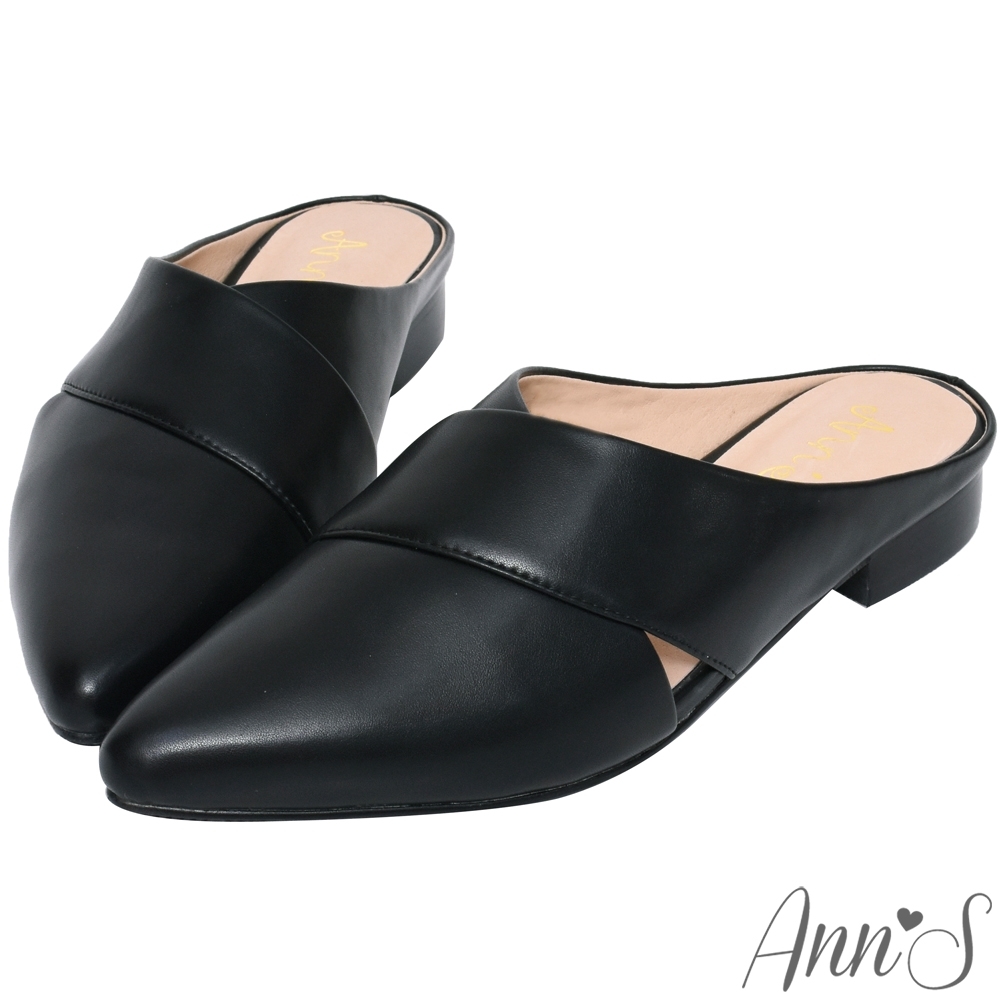 Ann’S高冷維度-交叉V口平底尖頭穆勒鞋-黑(版型偏小)