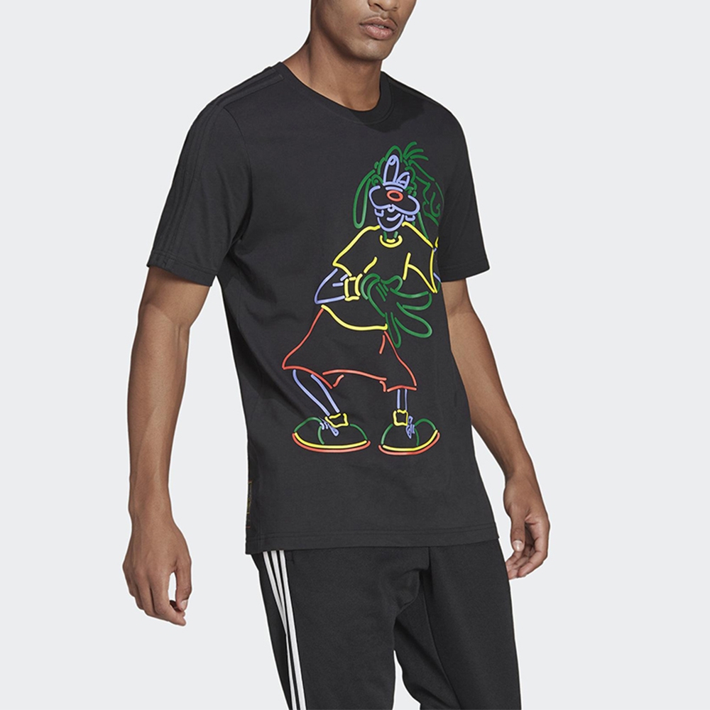 adidas 上衣 男款 短袖上衣 運動 三葉草 國際碼 Disney Tee 2 黑 HC0645