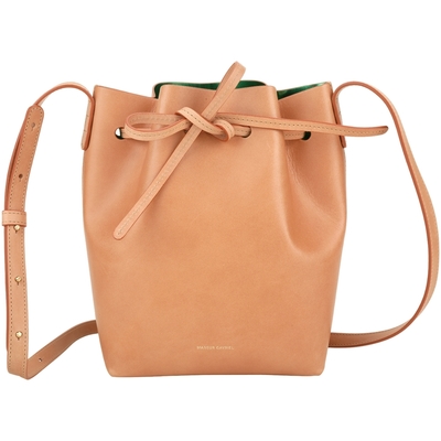 Mansur Gavriel Bucket 植鞣小牛皮拼漆皮襯裡束口綁帶斜背水桶包(焦糖褐色)