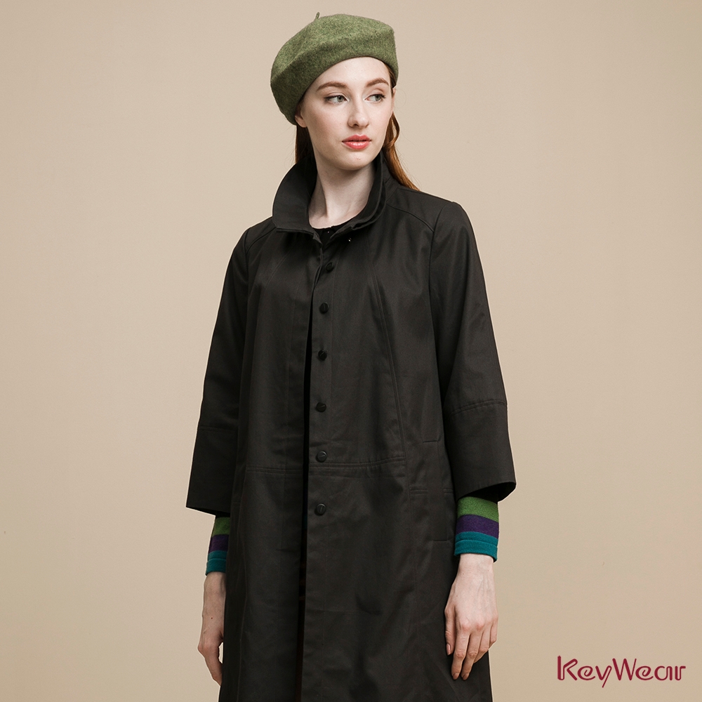 KeyWear奇威名品    日本進口雙層領型長版風衣-灰綠色 product image 1