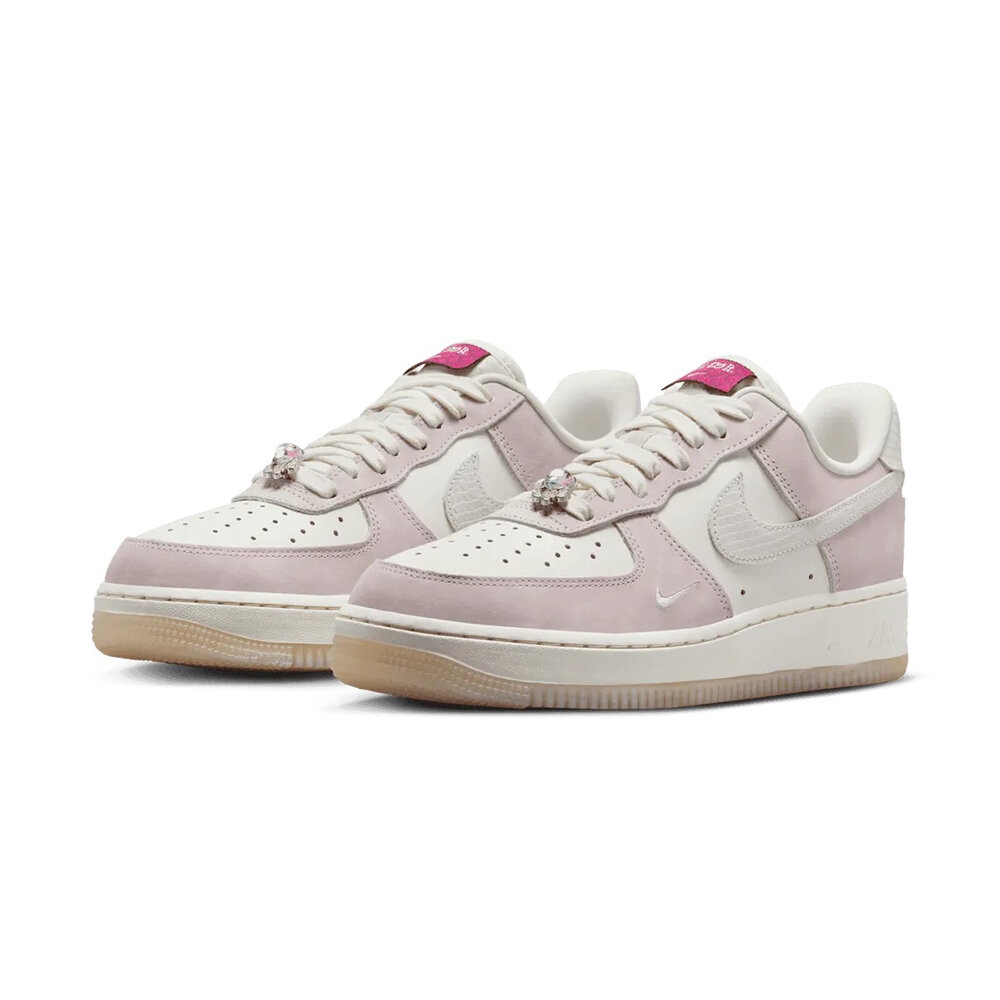 Nike Air Force 1 Year of the Dragon 龍年限定 珍珠髒粉 香草粉 2024新年款 節日限定 休閒鞋 女鞋 FZ5066-111