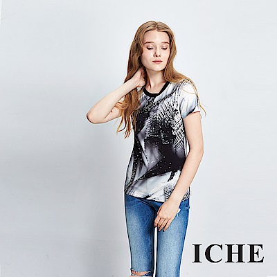 ICHE 衣哲 印花釘珠造型上衣