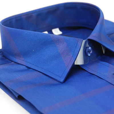 金安德森 藍底深條紋亮面壓光窄版長袖襯衫