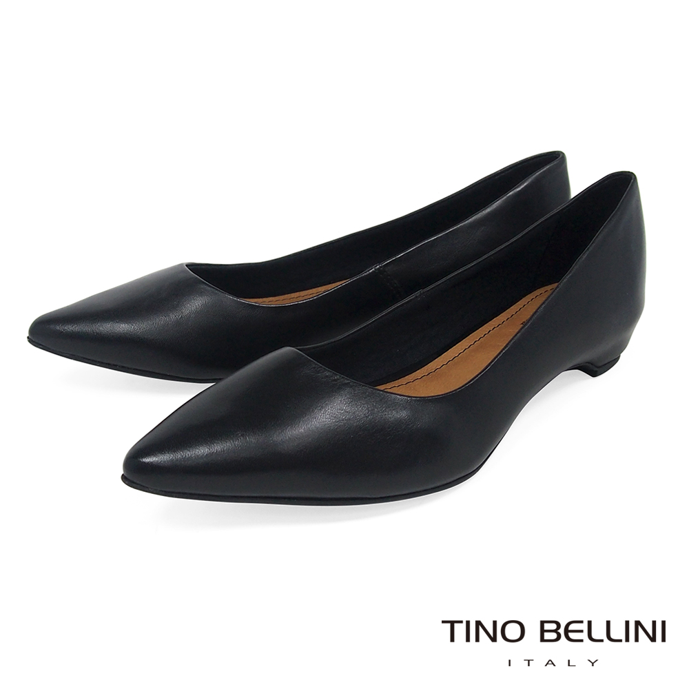 Tino Bellini 巴西進口純色雅緻氣質舒足低跟包鞋 _ 黑