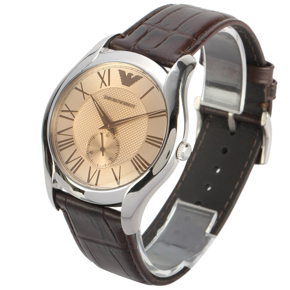 EMPORIO ARMANI 經典琥珀小三針錶盤皮革腕錶-(AR1704)-43mm