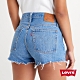 Levis 女款 中腰排釦牛仔短褲 中藍水洗 不收邊 product thumbnail 2