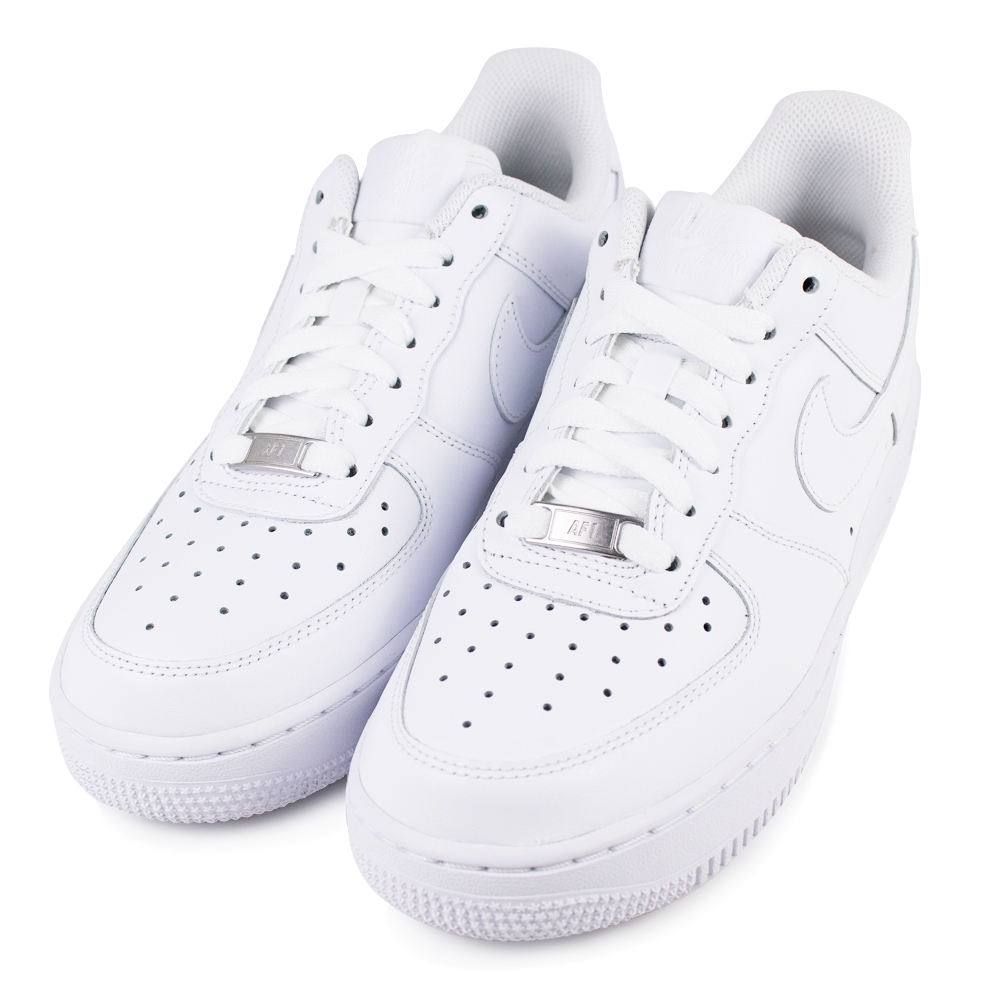 nike wmns air force 1 07 le