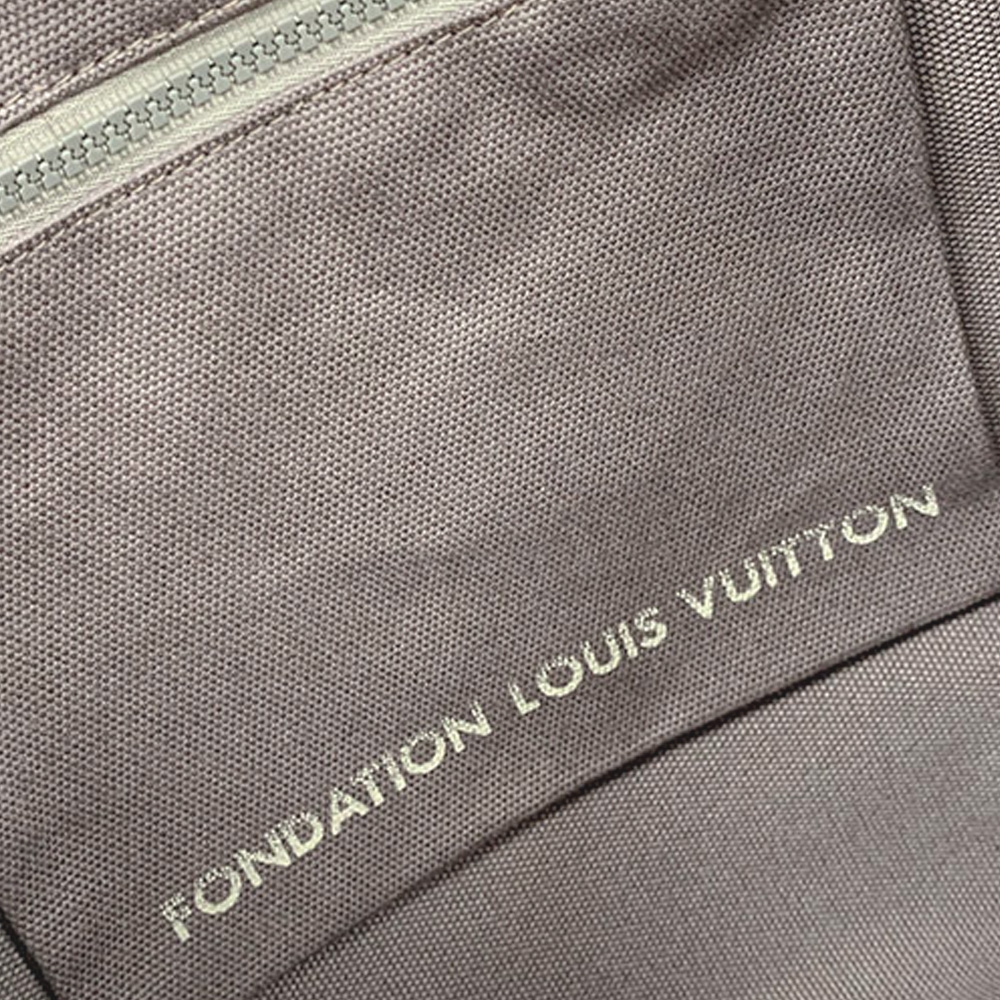 Louis Vuitton reporta récord de ganancias y evidencia escenario