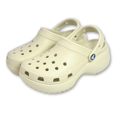 Crocs 卡駱馳 經典雲朵克駱格 CLASSIC PLATFORM CLOG 女 米色 增高中性鞋 休閒洞洞鞋 厚底涼鞋 輕量懶人鞋 防水拖鞋 206750-2Y2