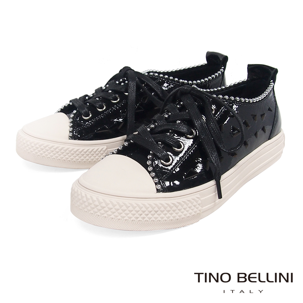 Tino Bellini 漆皮幾何鏤空佐亮眼珠飾綁帶厚底休閒鞋 _ 黑