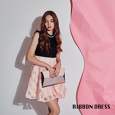 Ribbon 時尚小立領3D蕾絲雕花拼接格紋印花造型禮服洋裝-黑(共2色)