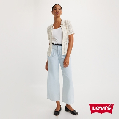 Levis 女款 中高腰打摺大寬管牛仔長褲 / 後腰線延伸設計 / 淺藍洗舊 / 及踝款 天絲棉