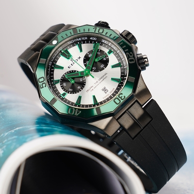 EDOX Delfin 海豚 水上冠軍 專業200米防水計時碼錶-黑X綠/43mm E10112.37GNVCA.ANV