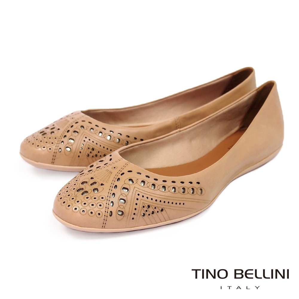 Tino Bellini 巴西進口牛皮圖騰鏤空舒足平底鞋-淺駝