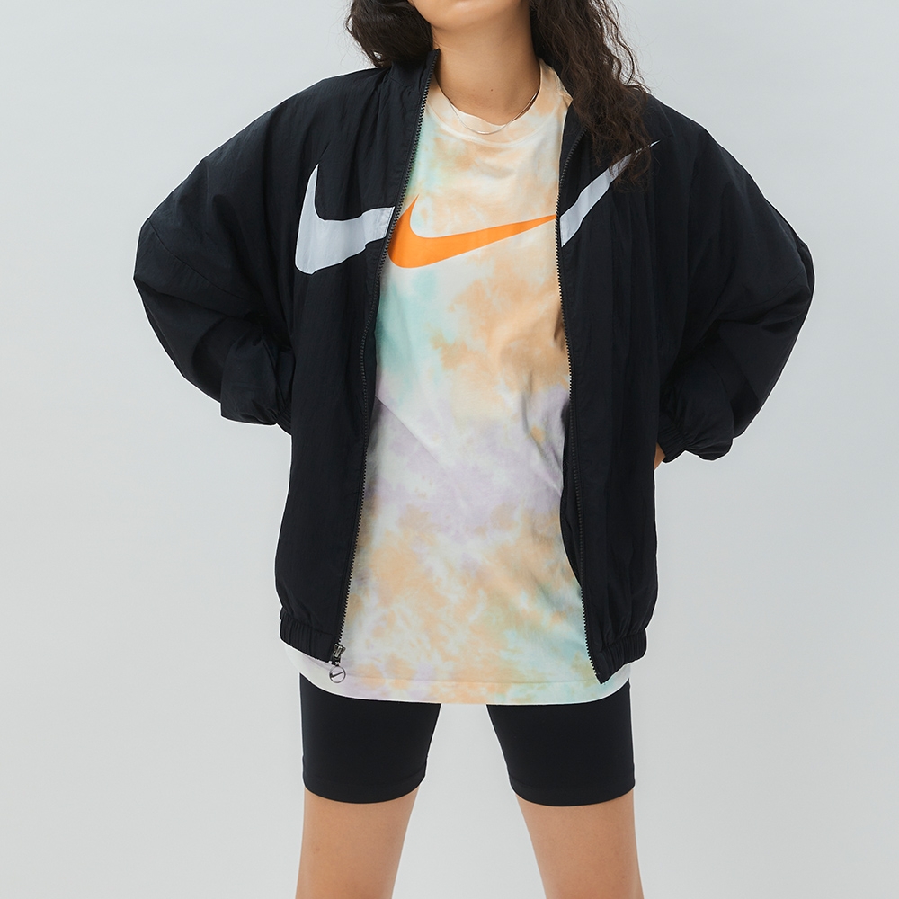 Nike SW ESSNTL WVN JKT HBR 女款 黑色 尼龍 大勾 立領 休閒 外套 DX5865-010