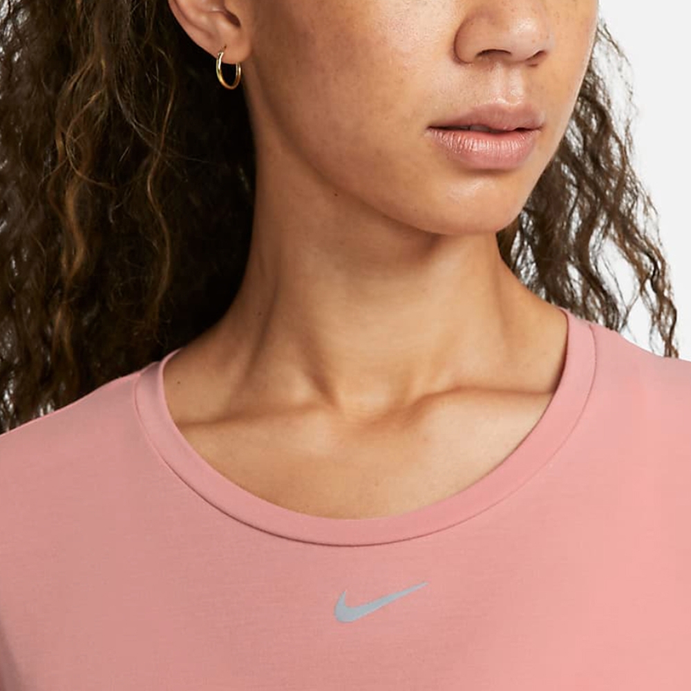 NIKE 耐吉上衣女款短袖上衣運動AS W NK ONE LUXE DF SS STD TOP 粉