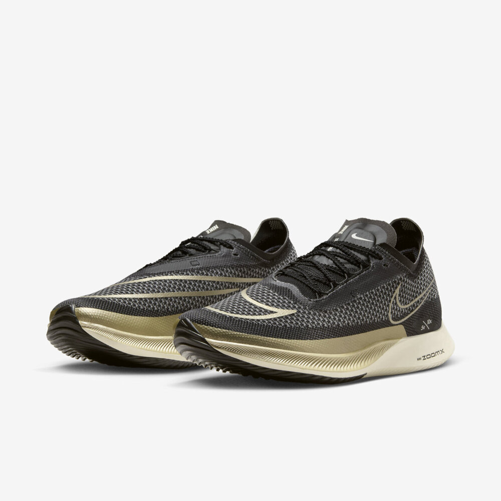 Nike ZoomX Streakfly DJ6566-001 男慢跑鞋運動路跑競速馬拉松輕量黑金