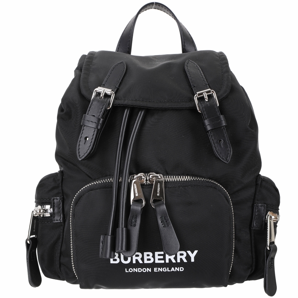 BURBERRY ECONYL The Rucksack 小型 標誌印花永續紗線尼龍軍旅背包(黑色)