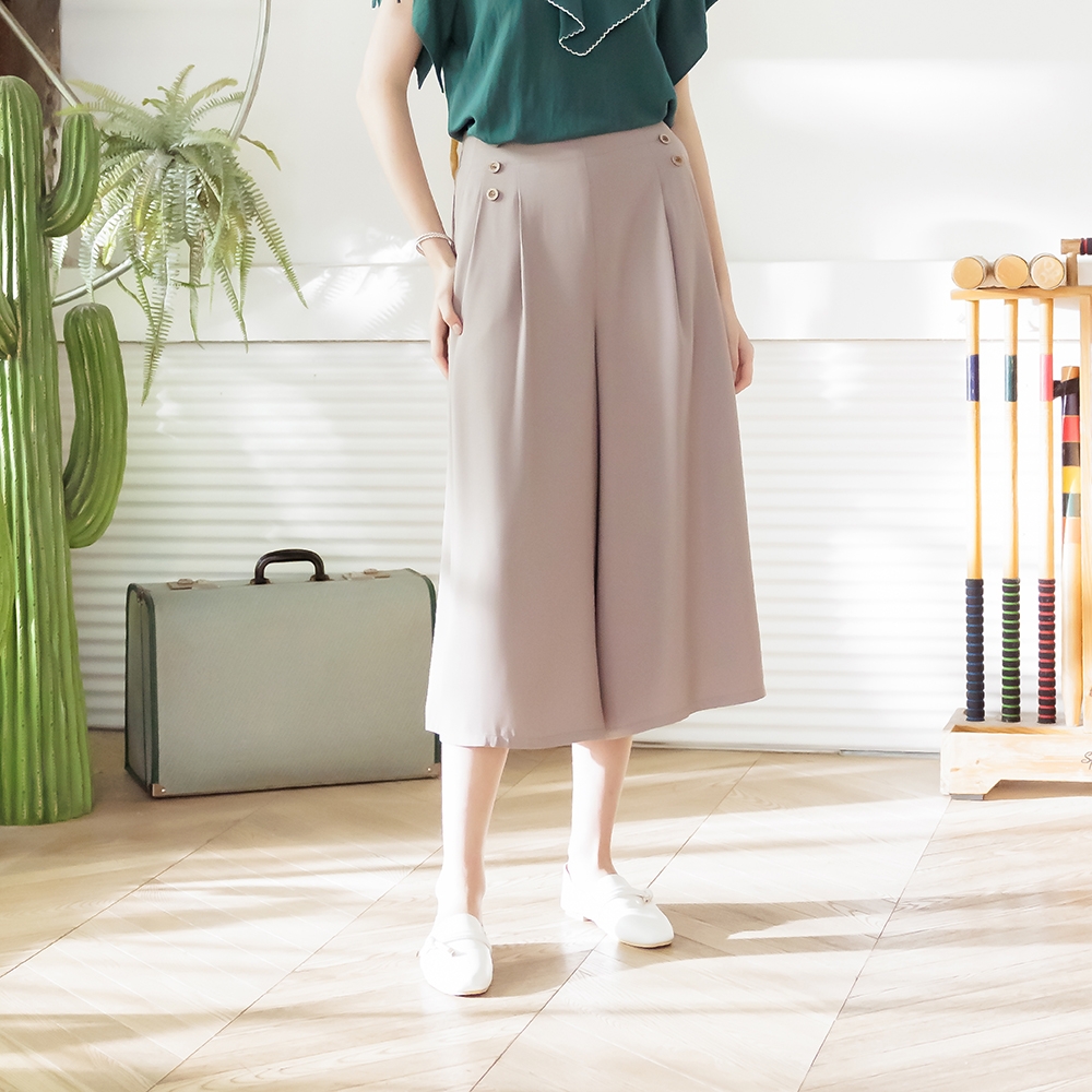 【CUMAR】雙排釦設計細斜紋打褶-女褲裙(二色/版型適中)
