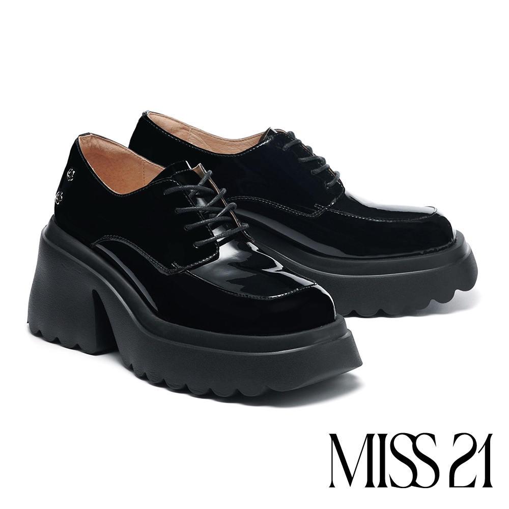 厚底鞋MISS 21 極簡風花花釦綁帶高跟大頭厚底鞋－黑| 牛津紳士鞋