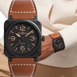 Bell & Ross BR03黑色啞光陶瓷方形機械腕錶-41mm BR03A-HER-CE/SCA