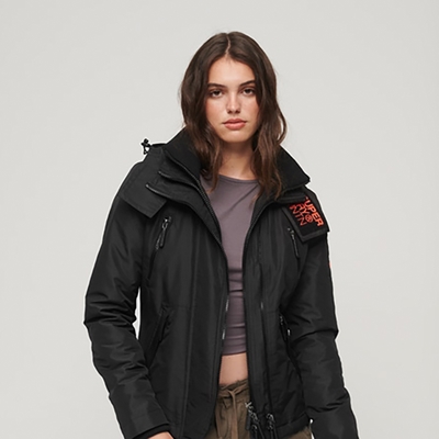 superdry 女裝 長袖外套 防風防潑水 經典三層拉鍊 mountain windcheater 黑