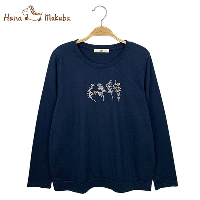 Hana-Mokuba花木馬日系女裝寬鬆圓領細緻刺繡紐扣裝飾休閒T恤_深藍/米白