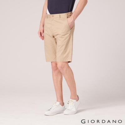 GIORDANO 男裝素色修身百慕達短褲-14 陶器卡其