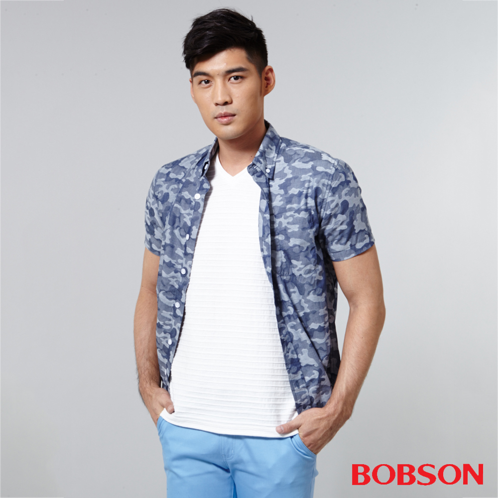 BOBSON 男款迷彩布襯衫