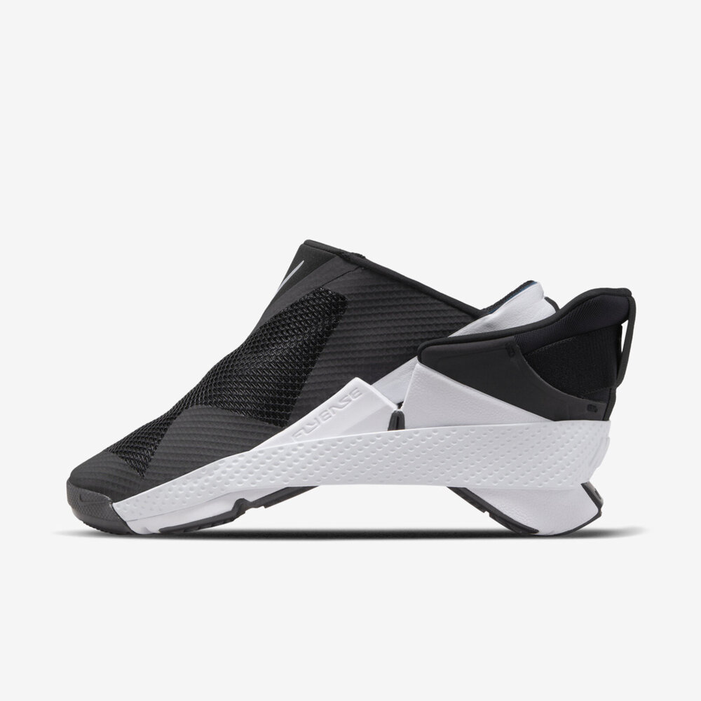 Nike Go FlyEase [DR5540-002] 女 休閒鞋 摺疊鞋 懶人鞋 快速 方便穿脫 分離式鞋底 黑白 product image 1