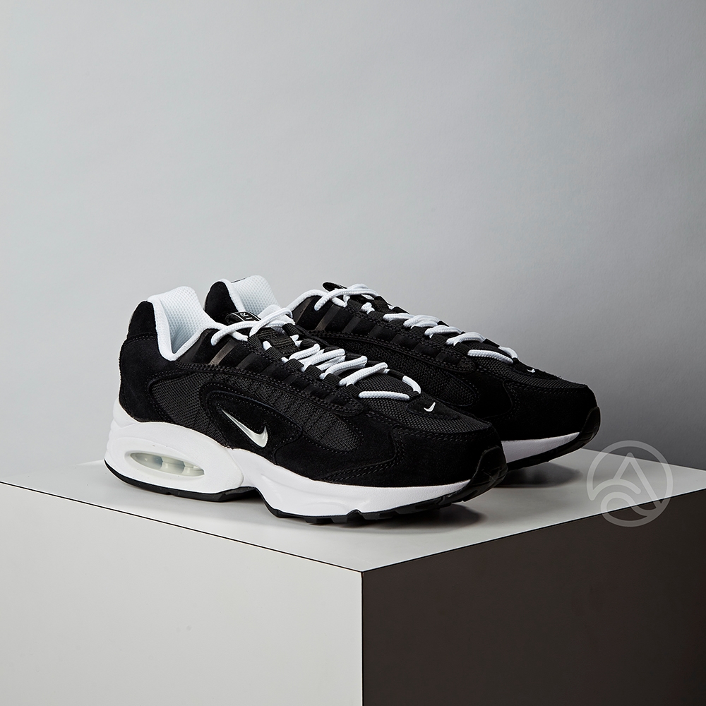 Nike Air Max Triax LE 男鞋兩色復古氣墊舒適避震簡約休閒鞋CT0171-002