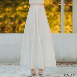 OMUSES 婚紗緞A-Line白色長裙