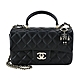 CHANEL Mini Flap Handle經典菱格紋小羊皮淡金小獅子掛飾兩用包(黑色) product thumbnail 1