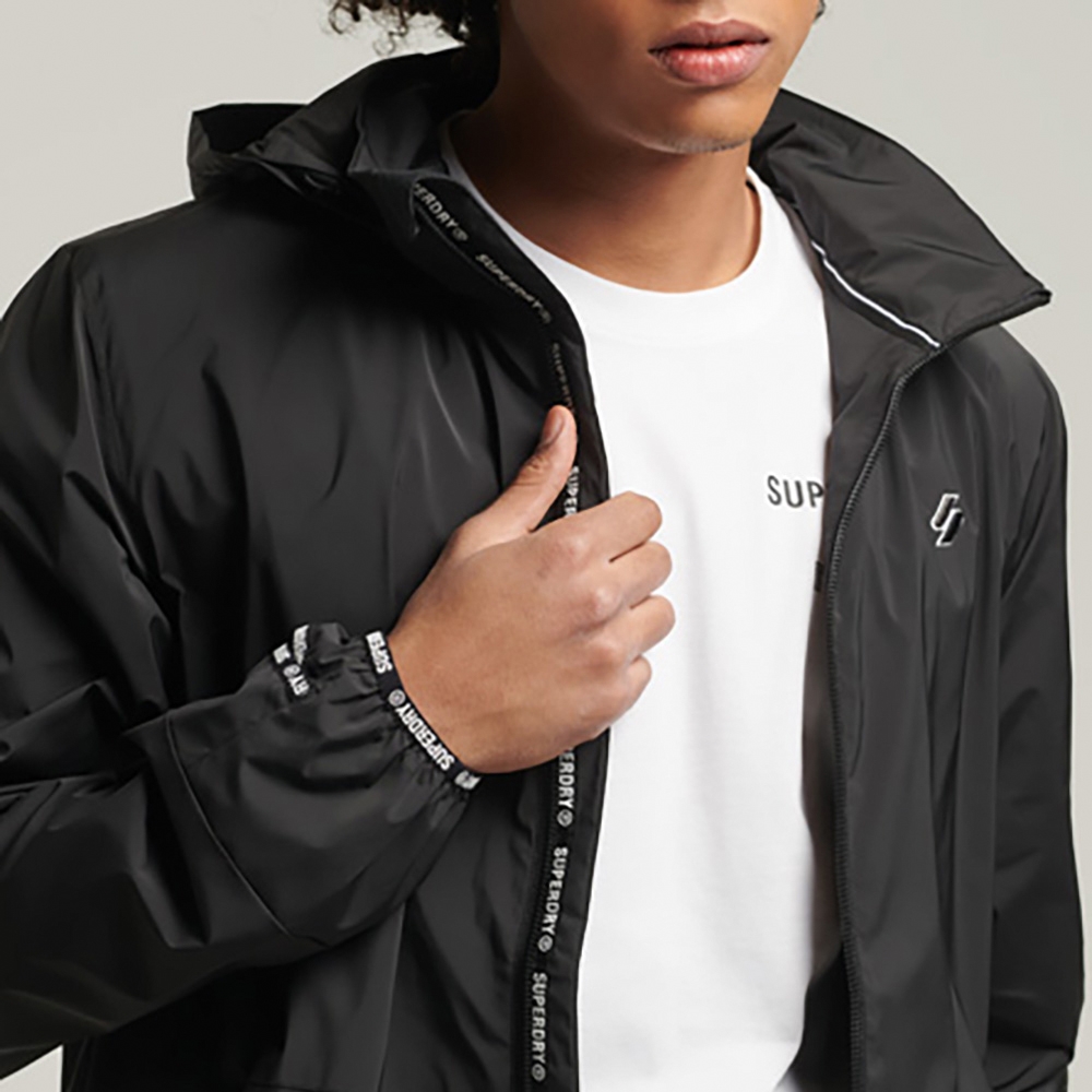 SUPERDRY 男裝 休閒外套 CODE ESS TRAINING 黑