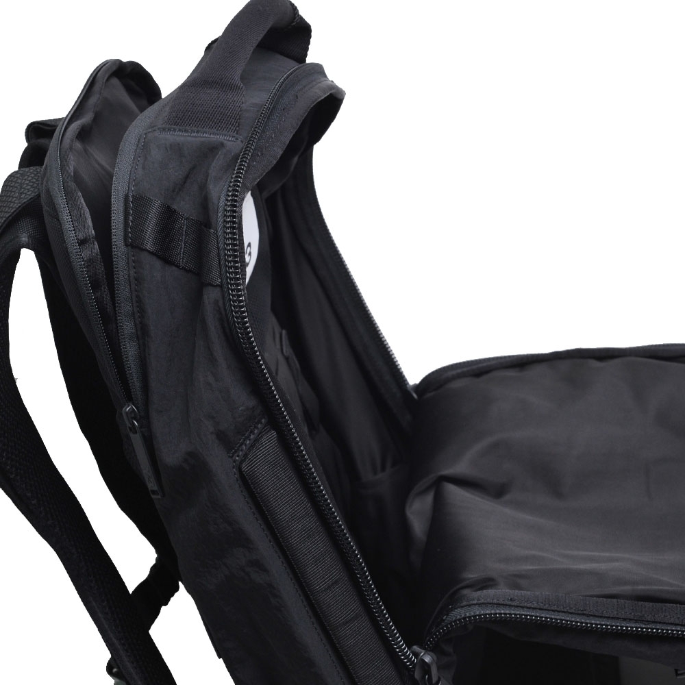 Y-3 CLASSIC BACKPACK 字母Y-3 Logo山本耀司多功能後背包(黑/GT6495