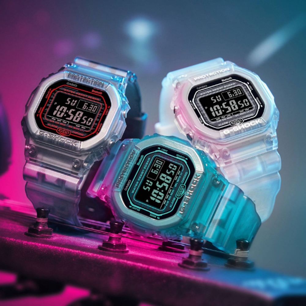 CASIO 卡西歐G-SHOCK 智慧藍芽半透明漸層配色方形電子錶-黑(DW-B5600G