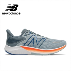 New Balance 男性跑鞋 灰色