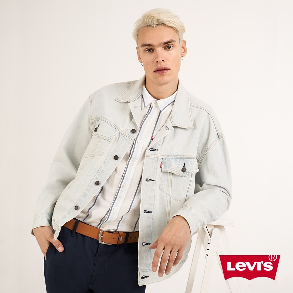 Levis 男款 牛仔外套 休閒版型 淺藍作舊 春夏形象款