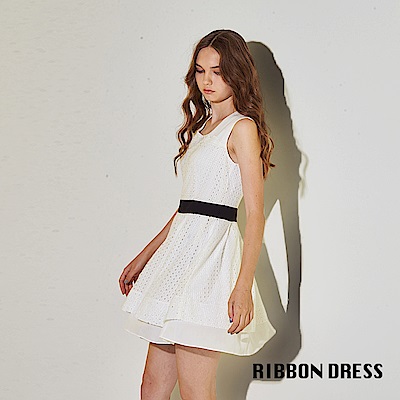 Ribbon 氣質雙層設計拼接雕花造型禮服洋裝-白